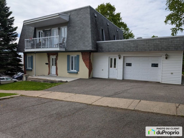 $689,000 - Triplex for sale in Beauport — photo 2