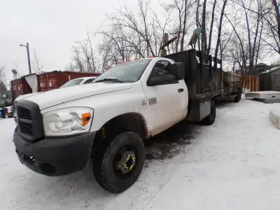 DRIVERS WANTED! GARBAGE DISPOSAL COMPANY, View more