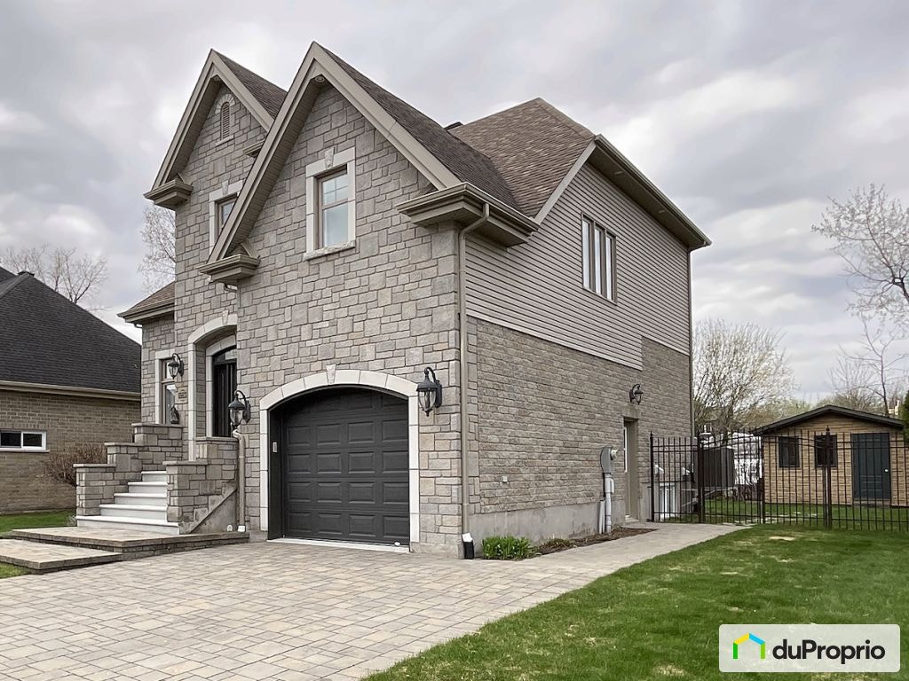 $992,000 - 2 Storey for sale in Longueuil (St-Hubert) — photo 3