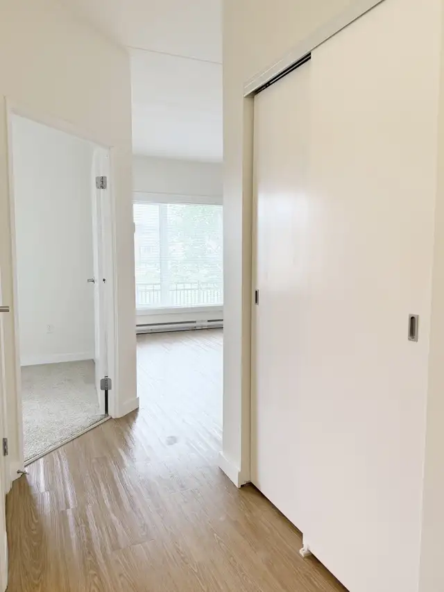 Chancellor - 1 bed / 1 Bath AVAILABLE FOR DECEMBER MOVE IN! in Long Term Rentals in Winnipeg - Image 9