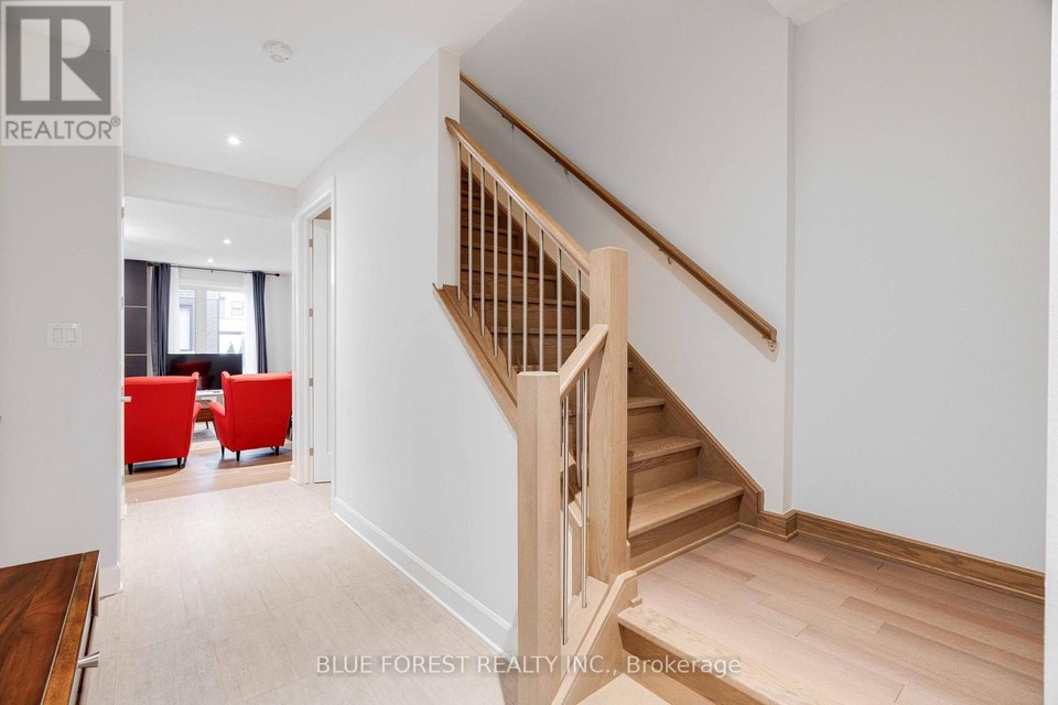 499 SOPHIA CRESCENT London North (North I), Ontario 5