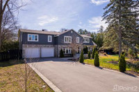 Homes for Sale in Baie d'Urfe, Montréal, Quebec $1,250,000
