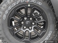 Welcome to 400 Chrysler Dodge Jeep Ram. Dynamic 3.0L I-6 twin turbo engine - Advanced infotainment s... (image 7)