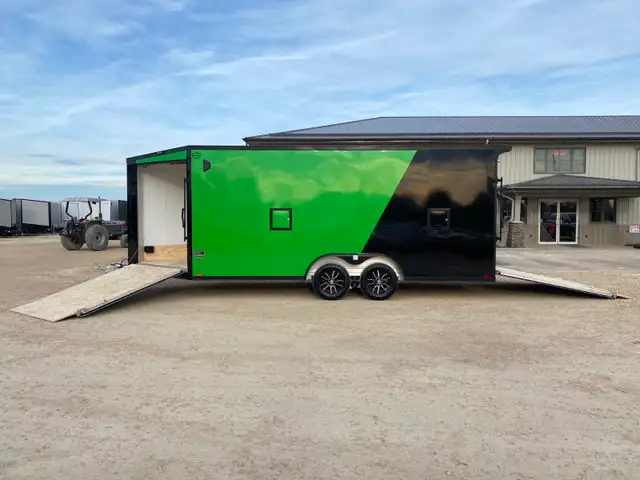 2026 AmeraLite 7.5' x 23' x 84" V-Nose Snowmobile Trailer in Cargo & Utility Trailers in Thunder Bay - Image 11