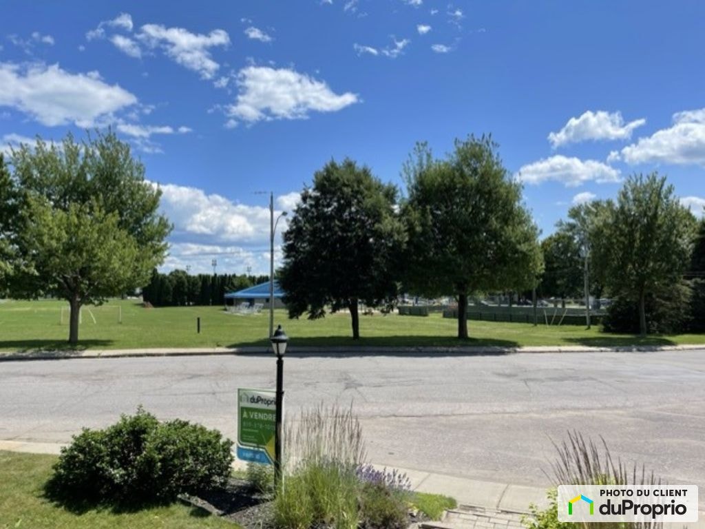 $629,000 - Bungalow in Trois-Rivières (Cap-De-La-Madeleine) — photo 2
