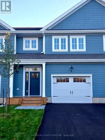 This brand new 1,900 sq. ft., 3-bedroom condo townhome with a single-car garage is located in The Li...