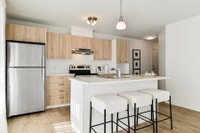 Découvrez Rivea II à Lachenaie, face à la Rivière-des-Prairies. Ce complexe offre bien-être, logemen... (image 3)