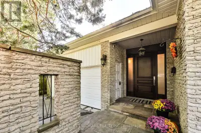 10 Loganberry Crescent | Ravine View | Walk-Out Basement | LEGAL & LUXURY Top-to-Bottom Renovation |...