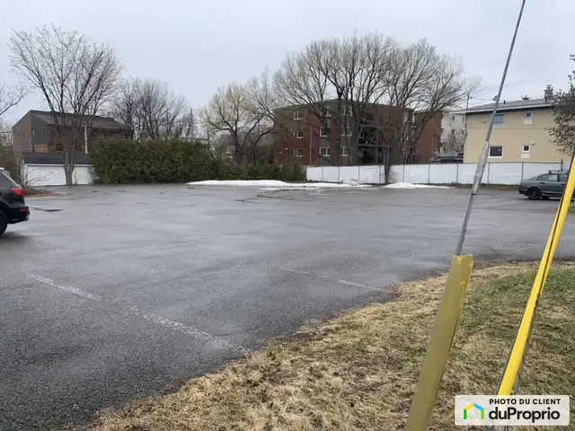 $365,000 - Price taxes not included - Commercial Lot in Beauport62864381518466121