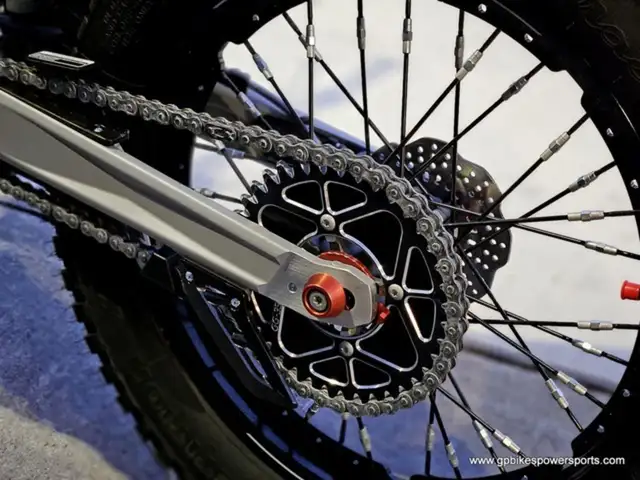 2025 Gas Gas TXT Racing 300 in Dirt Bikes & Motocross in Oshawa / Durham Region - Image 8