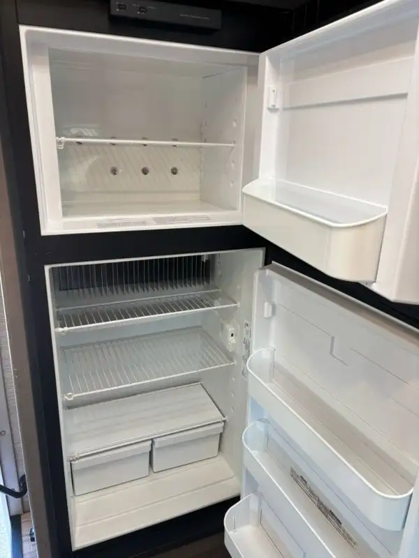 2024 Four Winds 28A in RVs & Motorhomes in Laval / North Shore - Image 13