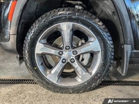 Welcome to Mann-Northway Auto Source. Command every adventure in this nearly new 2024 Jeep Grand Che... (image 9)