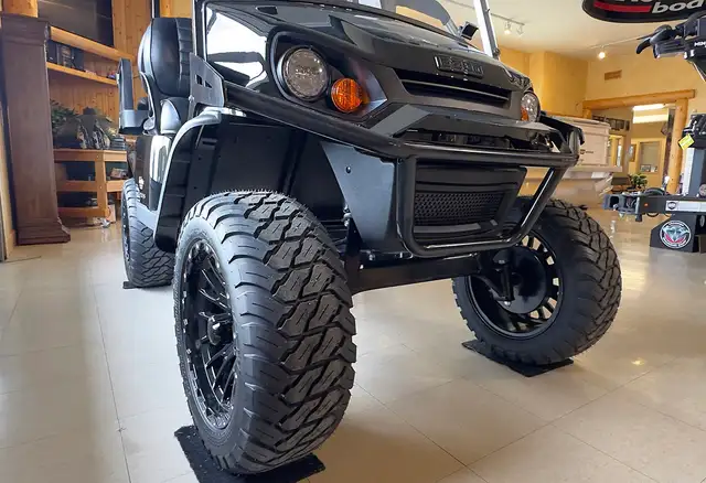 2026 E-Z-GO Express 4 Summit XT-golf cart in ATVs in Vernon - Image 20