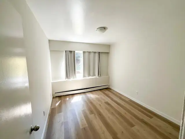 Whalley Apartment For Rent | Gateway Place Apartments in Long Term Rentals in Delta/Surrey/Langley - Image 12