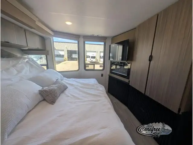 2026 Forest River RV Salem 42ZEN in Travel Trailers & Campers in Edmonton - Image 14