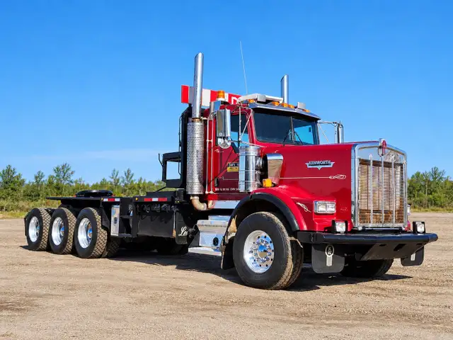 2006 Kenworth T800B 8x6 Winch Truck Tri Axle 40 Ton Winch in Heavy Equipment in Laval / North Shore - Image 2