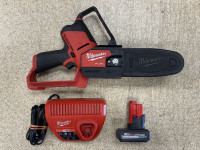 Milwaukee 2527-21 M12 FUEL Brushless 6-inch Pruning Chainsaw