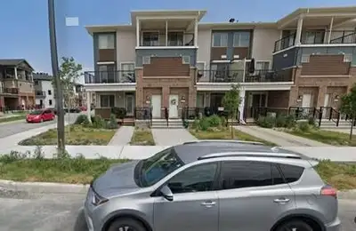 3-Bed Townhouse for Rent – Stittsville, Available Aug 1, 2025!