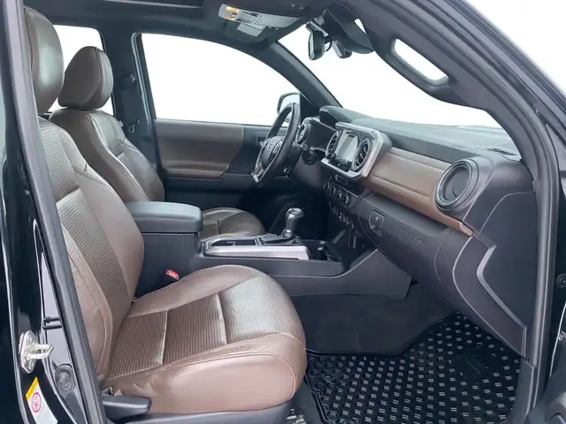 2018 Toyota Tacoma 4x4 Double Cab V6 Auto TRD Off Road in Cars & Trucks in Edmonton - Image 16