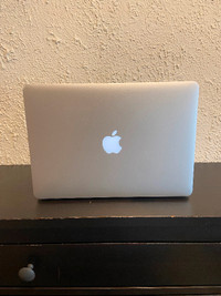 13" MacBook Air | 8 GB RAM | 1.7 GHz Intel Core i7