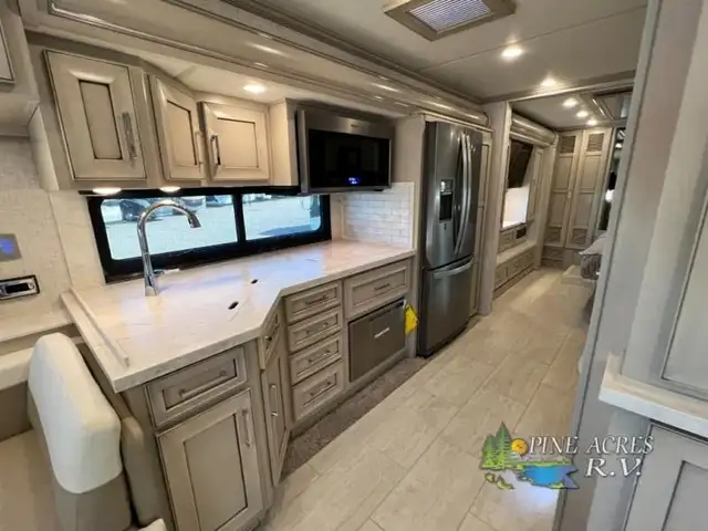2024 Newmar Ventana 3512 Diesel Pusher in RVs & Motorhomes in Moncton - Image 17