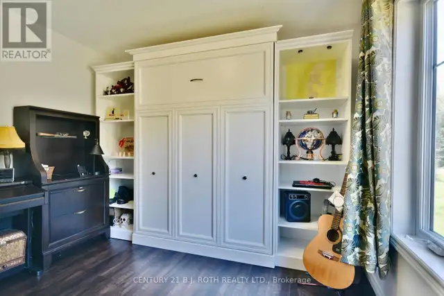5 GERUS ROAD Tiny, Ontario in Houses for Sale in Barrie - Image 18