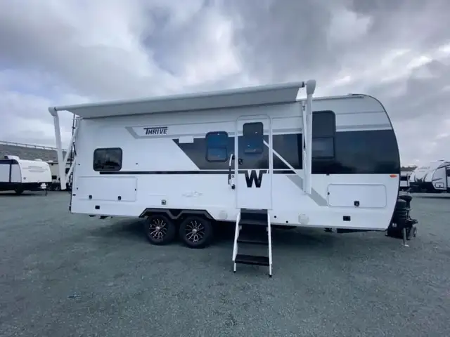 2026 Winnebago Thrive 22MBH in Travel Trailers & Campers in Bedford - Image 12