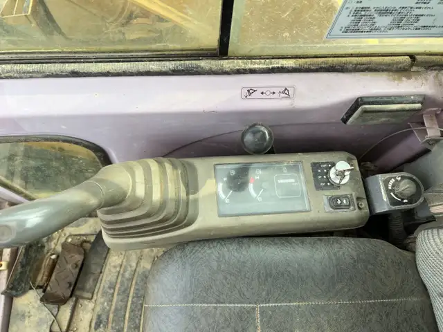 1999 Sumitomo SH135 U Excavator LOW Hours #7470 DP in Heavy Equipment in Edmonton - Image 38