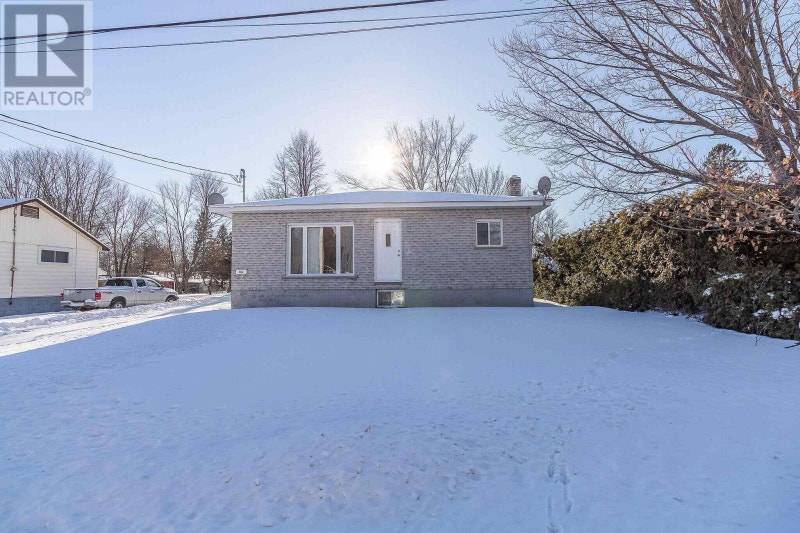 367 Dacey RD Sault Ste. Marie, Ontario Houses for Sale Sault Ste