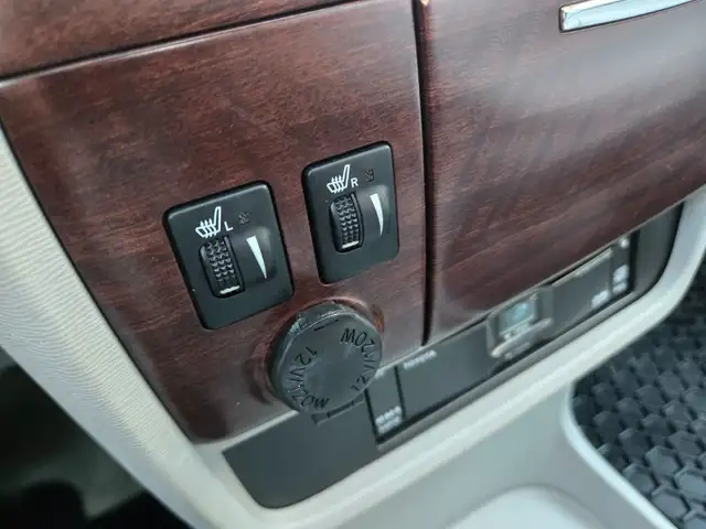 2014 Toyota Sienna LIMITED / AWD / SUNROOF / LEATHER 7 PASSAGER in Cars & Trucks in West Island - Image 23