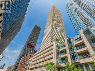 *ONE MONTH RENT FREE IN FIRST YEAR* Rarely Available Penthouse suite in the heart of Yonge & Eglinto...
