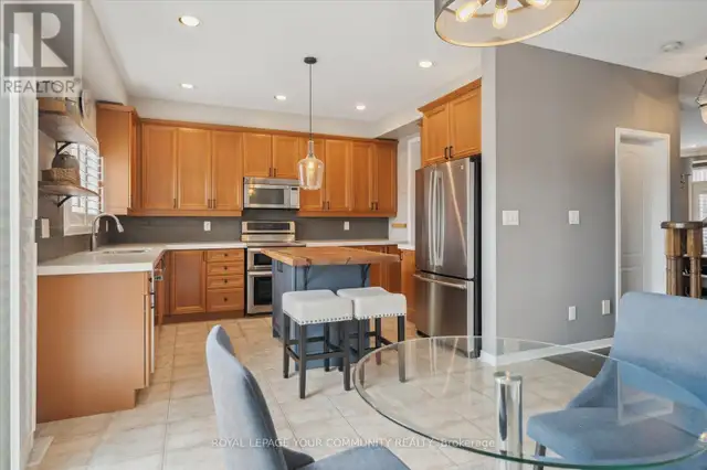 118 CHAPMAN COURT Aurora (Aurora Grove), Ontario in Houses for Sale in Markham / York Region - Image 25