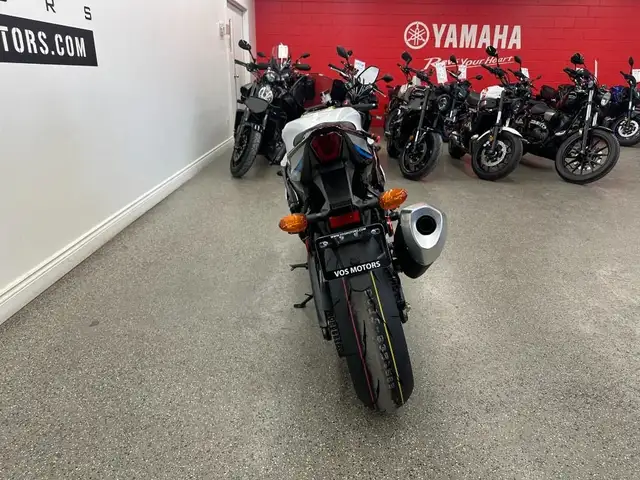 2025 Suzuki GSX-R1000AM5 GSXR - V6447 - -No Payments for 1 Year* in Sport Bikes in Markham / York Region - Image 6