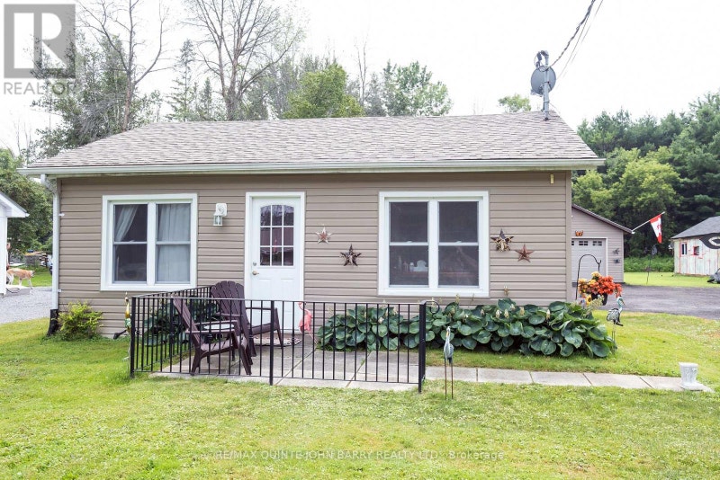 21573B LOYALIST PKWY Prince Edward County, Ontario Houses for Sale