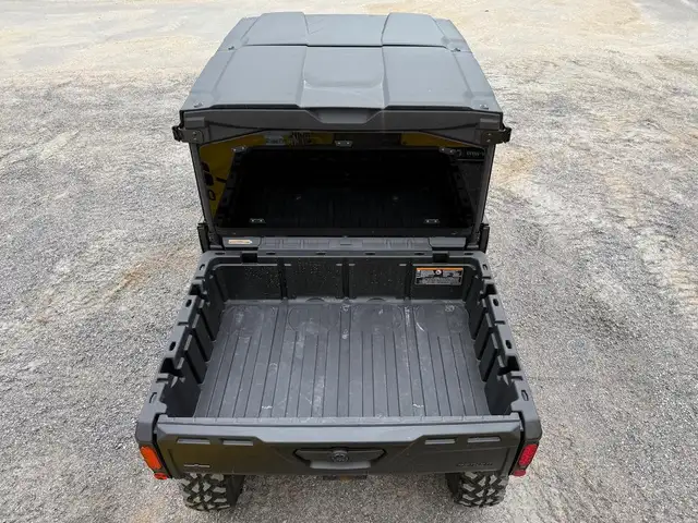 2025 Can-Am DEFENDER MAX LONE STAR CAB HD10 in ATVs in Muskoka - Image 5