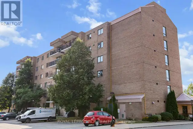 12 - 16 FOURTH STREET Orangeville, Ontario in Condos for Sale in Oakville / Halton Region - Image 19