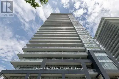 302 - 360 SQUARE ONE DRIVE Mississauga (City Centre), Ontario
