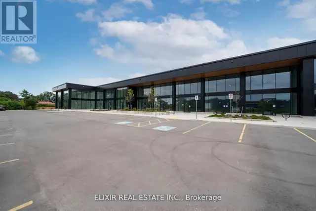 38 - 530 SPEERS ROAD Oakville (QE Queen Elizabeth), Ontario in Commercial & Office Space for Rent in Oakville / Halton Region - Image 3