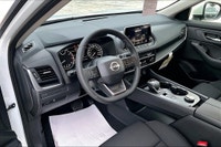 2026 Nissan Rogue Engine: 3 Cylinder Engine L/100Km City: 8.3 L/100Km Hwy: 6.8 Safety Equipment Elec... (image 7)
