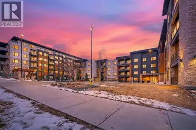 Like new! Immaculately kept 2-bedroom unit in Springbank Hill. Situated with a sunny SW exposure wit...
