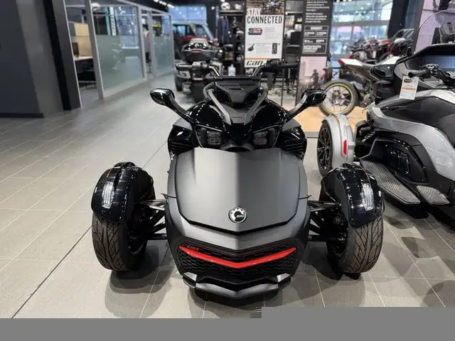 2024 Can-Am Spyder F3 S in Sport Bikes in Norfolk County - Image 4