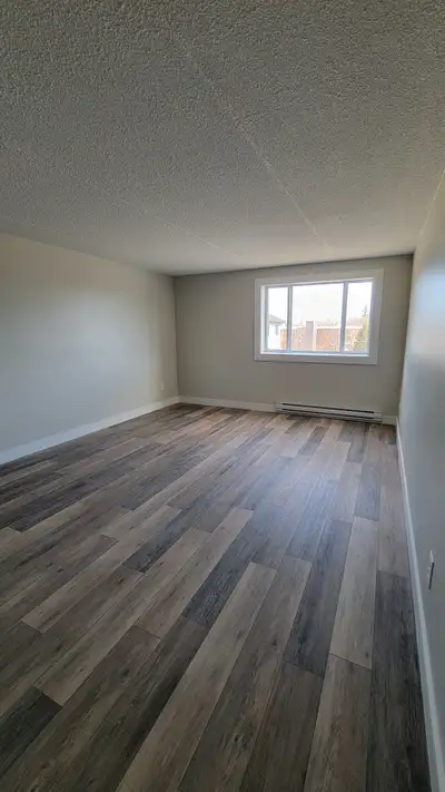 5 Spring Street - 2 Bedroom Apartment - Utilities included. 2-Bedroom Apartment for Rent – 5 Spring...