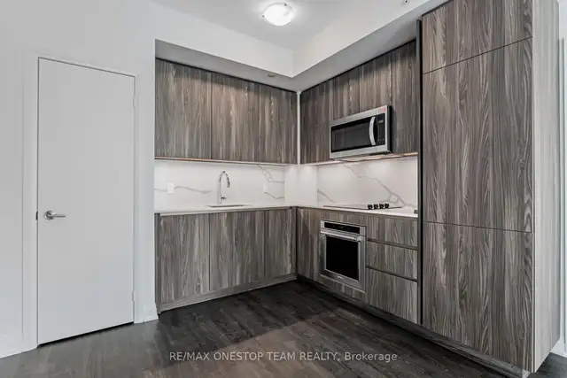 1BR & 2BR Brand New Condo units at Queens Quay E & Lower Jarvis63838173191937121