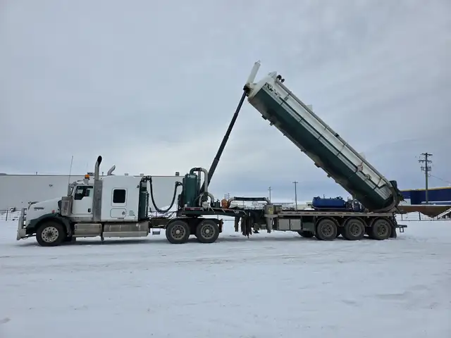 2009 KENWORTH T800 in Heavy Trucks in Saskatoon - Image 71