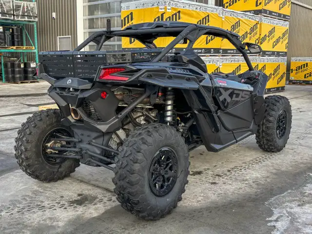 2025 Can-Am Maverick X3 X ds TURBO RR Triple Black in ATVs in Edmonton - Image 8
