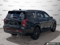 Take the worry out of buying with this reliable 2025 Hyundai Palisade. Tire Pressure Monitoring Syst... (image 5)