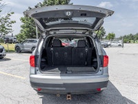 Discover spacious versatility and dependable capability with the 2017 Honda Pilot V6 LX. Finished in... (image 6)