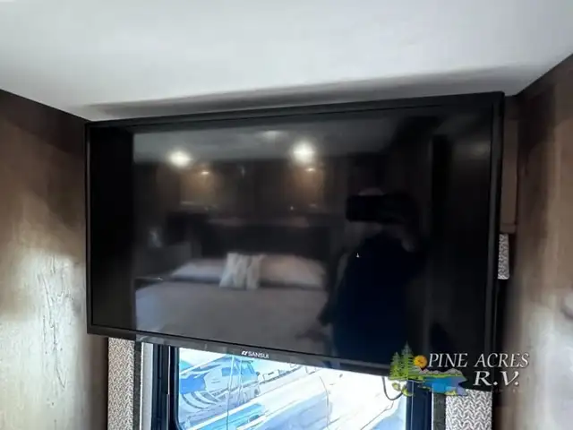 2021 Holiday Rambler Admiral 34J only 13 Milles in RVs & Motorhomes in Moncton - Image 62