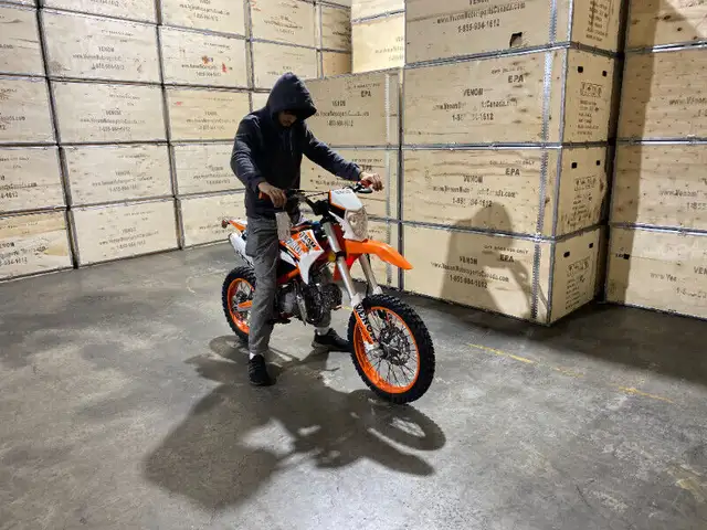 125cc Dirt Bike Manual 4 Speed | Venom Thunder | Motocross in Dirt Bikes & Motocross in Winnipeg - Image 14