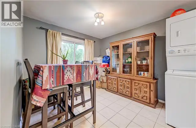 53 HELENE Crescent Waterloo, Ontario in Houses for Sale in Kitchener / Waterloo - Image 14